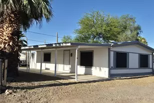 2053 Sweetwater Dr, Bullhead City, AZ 86442 - Photo 2