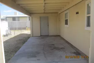 569 Harbor Dr, Bullhead City, AZ 86442 - Photo 4