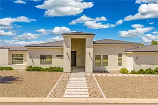 1817 Stovall St, Bullhead City, AZ 86442 - Photo 4