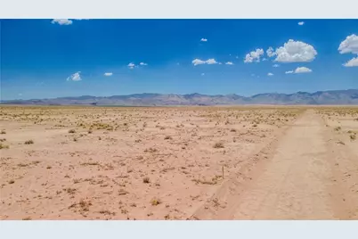 334-09-037 Havasupai Drive, Kingman, AZ 86401 - Photo 6