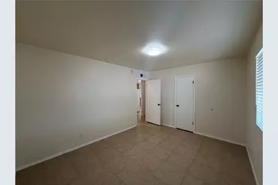 2737 Lillie Avenue, Kingman, AZ 86401 - Photo 4