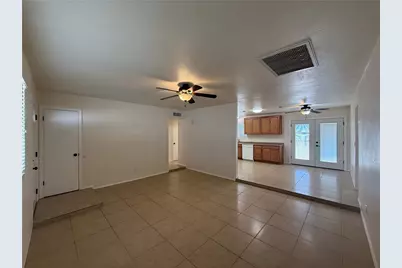 2737 Lillie Avenue, Kingman, AZ 86401 - Photo 2