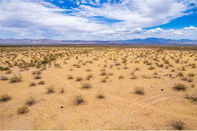 2193 S Cibola Road, Golden Valley, AZ 86413 - Photo 20