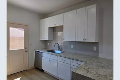 370 Riverfront Dr #2, Bullhead City, AZ 86442 - Photo 10
