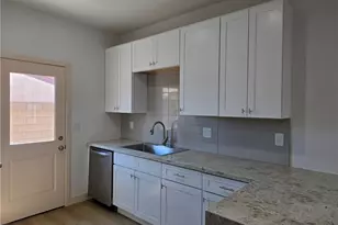 370 Riverfront Dr, Bullhead City, AZ 86442 - Photo 10