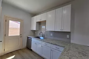 370 Riverfront Dr, Bullhead City, AZ 86442 - Photo 12