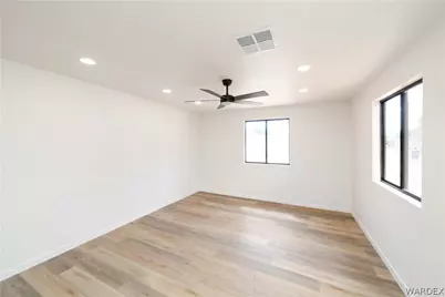 3670 E Devlin Avenue, Kingman, AZ 86409 - Photo 10