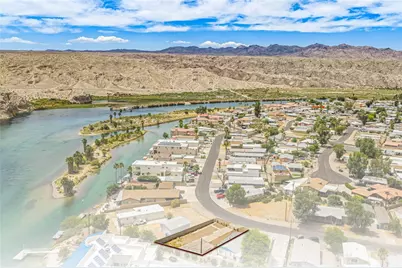 2392 Castle Rock Circle, Bullhead City, AZ 86442 - Photo 12