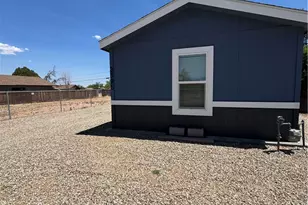 3595 E Lark Ln, Kingman, AZ 86409 - Photo 2