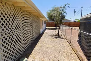1478 E Paseo Redondo, Fort Mohave, AZ 86426 - Photo 8
