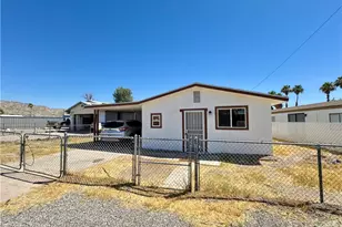 225 Tanglewood Ln, Bullhead City, AZ 86442 - Photo 2