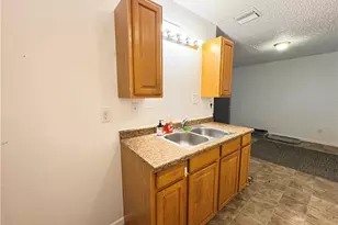 225 Tanglewood Ln, Bullhead City, AZ 86442 - Photo 6