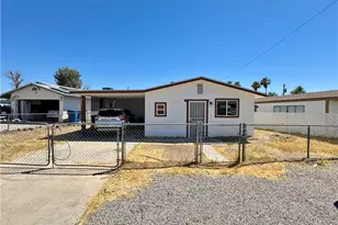 225 Tanglewood Ln, Bullhead City, AZ 86442 - Photo 1