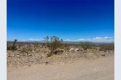 5449 S Amythest Road, Golden Valley, AZ 86413 - Photo 2