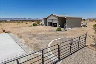 3869 N Alpine Rd, Golden Valley, AZ 86413 - Photo 2