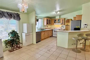 1949 S Elgin Rd, Golden Valley, AZ 86413 - Photo 8
