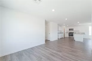 7876 E Concho Dr, Kingman, AZ 86401 - Photo 6