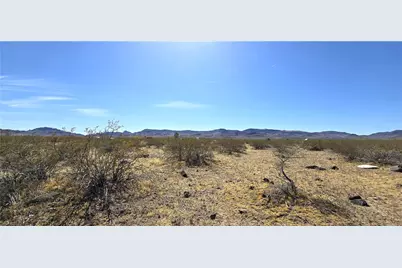339-20-075 N Dilkon Road, Golden Valley, AZ 86413 - Photo 4