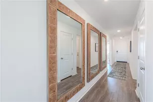 881 Hoffman Dr, Bullhead City, AZ 86429 - Photo 8