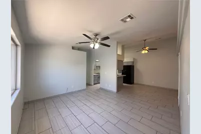 2014 Gates Avenue #B, Kingman, AZ 86401 - Photo 2