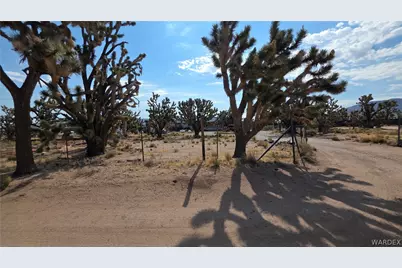 26402 N Peach Lane, Meadview, AZ 86444 - Photo 6
