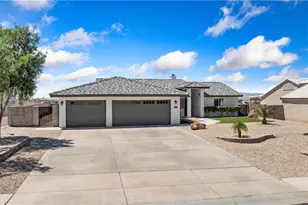 2246 Shadow Canyon Dr, Bullhead City, AZ 86442 - Photo 2