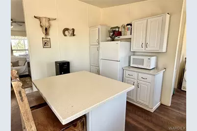 5146 W Burro Drive, Golden Valley, AZ 86413 - Photo 12