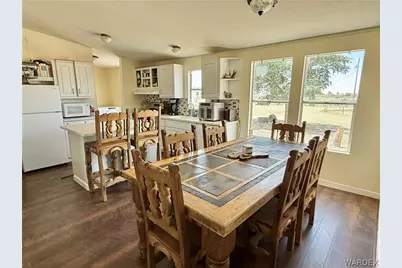5146 W Burro Drive, Golden Valley, AZ 86413 - Photo 10