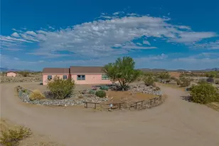 16876 S Lawton Rd, Yucca, AZ 86438 - Photo 28