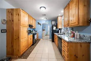 16876 S Lawton Rd, Yucca, AZ 86438 - Photo 12