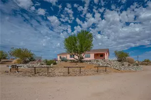 16876 S Lawton Rd, Yucca, AZ 86438 - Photo 6