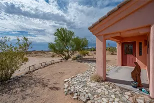 16876 S Lawton Rd, Yucca, AZ 86438 - Photo 10