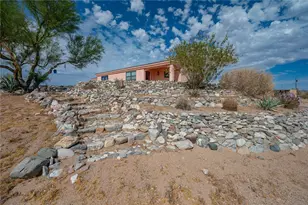 16876 S Lawton Rd, Yucca, AZ 86438 - Photo 8