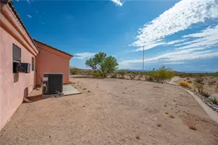 16876 S Lawton Rd, Yucca, AZ 86438 - Photo 4