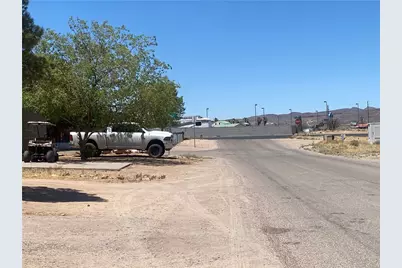 3040 Pacific Avenue, Kingman, AZ 86401 - Photo 24