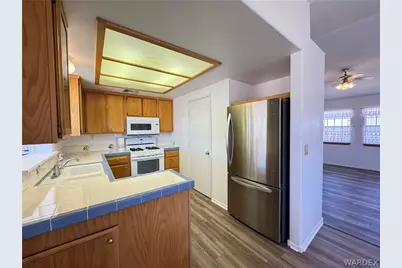 12962 S Apache Parkway, Topock, AZ 86436 - Photo 10