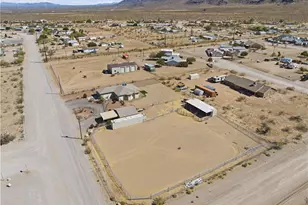 2859 W Malibu Rd, Golden Valley, AZ 86413 - Photo 8