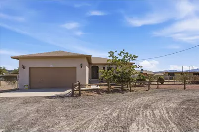 2859 W Malibu Road, Golden Valley, AZ 86413 - Photo 2