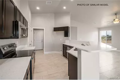 10037 N Larkspur Drive, Kingman, AZ 86401 - Photo 8