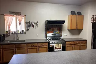 5221 E Crystal Springs Rd, Yucca, AZ 86438 - Photo 8