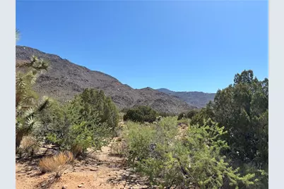 5221 E Crystal Springs Road, Yucca, AZ 86438 - Photo 30