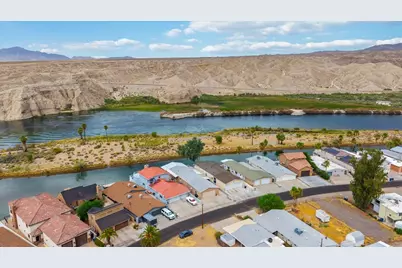 1933 Riverside Drive, Bullhead City, AZ 86442 - Photo 56