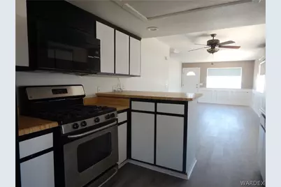 1401 Tuthill Lane, Bullhead City, AZ 86442 - Photo 14