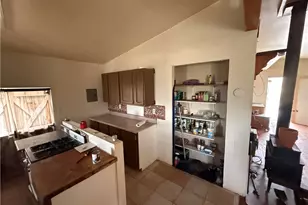 10757 N Sacramento Ln, Dolan Springs, AZ 86441 - Photo 38