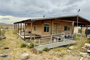 10757 N Sacramento Ln, Dolan Springs, AZ 86441 - Photo 12