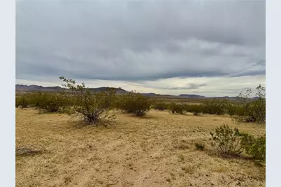 10757 N Sacramento Lane, Dolan Springs, AZ 86441 - Photo 6