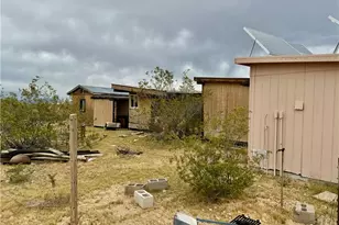10757 N Sacramento Ln, Dolan Springs, AZ 86441 - Photo 20