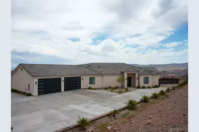 2925 Sinyala Canyon Drive, Bullhead City, AZ 86429 - Photo 2