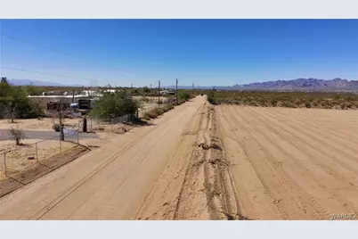 339-21-181 (S) N Cordes Road, Golden Valley, AZ 86413 - Photo 4