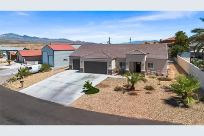 1883 Arcadia Bay, Bullhead City, AZ 86442 - Photo 2